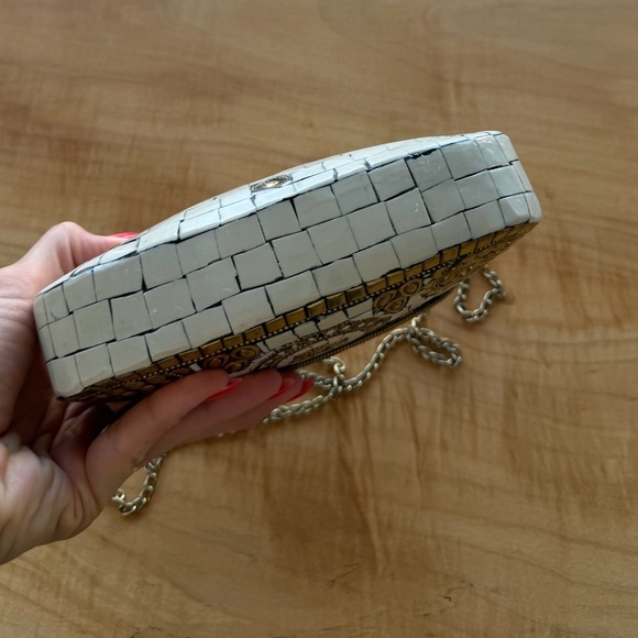 NWOT Antik Kraft Greek style shoulder clutch - Picture 3 of 6